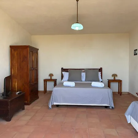 Selinunthia Bed & Breakfast 4*